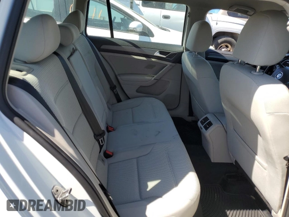 2019 Volkswagen Golf SportWagen S with VIN 3VW117AU6KM505369, listed as a Copart auction lot 58688604 with 30,636 mi miles and Salvage Title. Bid and sale history available at carsss.com. Image 10.