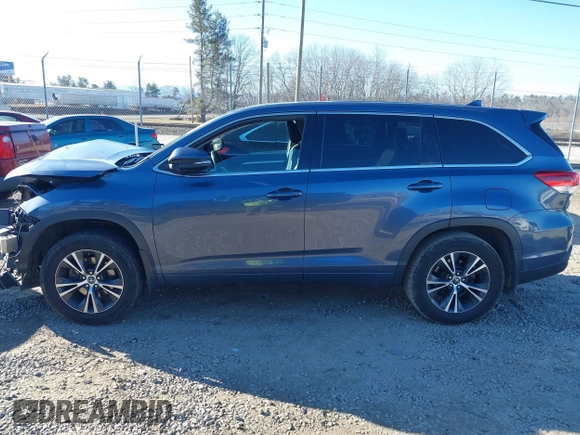 2018 Toyota Highlander LE with VIN 5TDBZRFH2JS818635, listed as a IAAI auction lot 41363485 with 120,948 mi miles and . Bid and sale history available at DreamBid. Image 15.