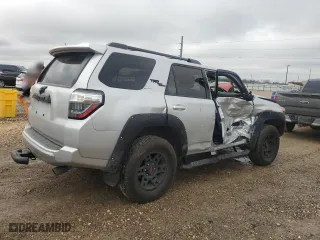 2024 Toyota 4Runner TRD Off Road with VIN JTERU5JR6R6221498, listed as a Copart auction lot 44456845 with 18,578 mi miles and Salvage Title. Bid and sale history available at carsss.com. Image 3.