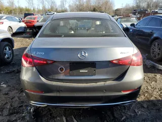 2022 Mercedes-Benz C 300 z VIN W1KAF4HBXNR010656, wystawiony jako Copart lot #70868282 z przebiegiem 641 mil mil oraz . Historia ofert i sprzedaży dostępna na DreamBid. Obrazek 6.