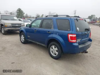 2008 Ford Escape XLT with VIN 1FMCU93Z38KD13961, listed as a IAAI auction lot 41798710 with 133,231 mi miles. Bid and sale history available at carsss.com. Image 3.