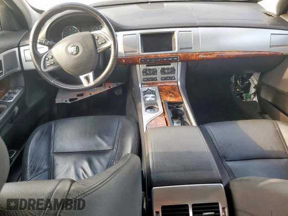 2015 Jaguar XF T Premium with VIN SAJWA0FS2FPU88689, listed as a Copart auction lot 57230325 with Not Provided miles and Clean Title. Bid and sale history available at DreamBid. Image 8.