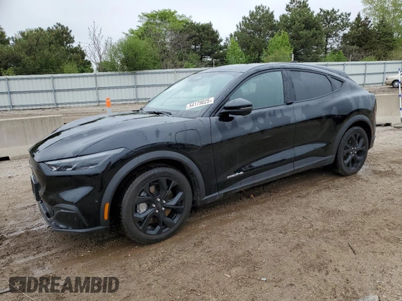 2024 Ford Mustang Mach-E Select z VIN 3FMTK1S53RMA41685, wystawiony jako Copart lot #54179025 z przebiegiem 175 mil mil oraz Szkoda całkowita • Salvage title. Historia ofert i sprzedaży dostępna na DreamBid. Obrazek 1.