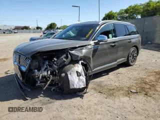 2020 Lincoln Aviator Black Label z VIN 5LM5J9XC0LGL05932, wystawiony jako Copart lot #56694605 z przebiegiem 73 756 mil mil oraz Szkoda całkowita • Salvage title. Historia ofert i sprzedaży dostępna na DreamBid. Obrazek 1.