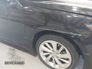 2018 Acura ILX with VIN 19UDE2F37JA008268, listed as a IAAI auction lot 42796989 with 91,044 mi miles and . Bid and sale history available at DreamBid. Image 18.