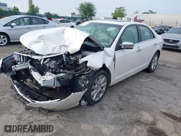 2012 Lincoln MKZ with VIN 3LNHL2GC8CR803337, listed as a IAAI auction lot 42338288 with Not provided miles and . Bid and sale history available at DreamBid. Image 18.
