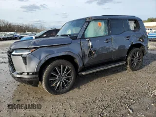 2024 Lexus GX with VIN JTJVBCDX0R5027625, listed as a Copart auction lot 43147135 with 8,533 mi miles and Salvage Title. Bid and sale history available at carsss.com. Image 1.