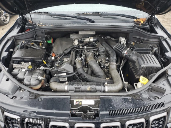 2018 Jeep Grand Cherokee High Altitude with VIN 1C4RJFCM0JC374503, listed as a Copart auction lot 83871494 with 126,101 mi miles and Clean Title. Bid and sale history available at carsss.com. Image 12.