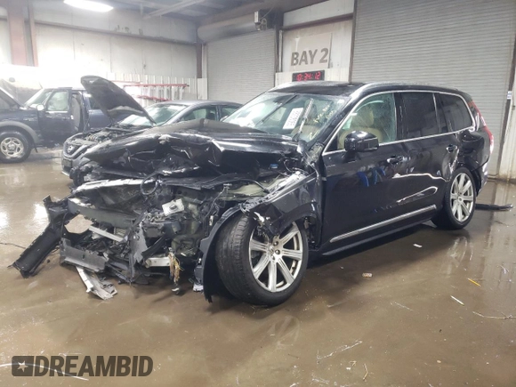 2016 Volvo XC90 with VIN YV4A22PN2G1003480, listed as a Copart auction lot 88038065 with 90,245 mi miles and Salvage Title. Bid and sale history available at DreamBid. Image 1.