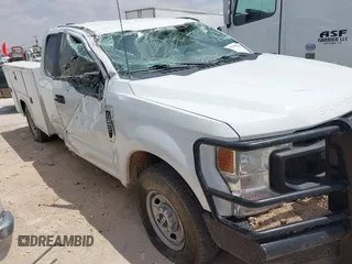 2022 Ford F-250 XL with VIN 1FD7X2A60NEF90764, listed as a IAAI auction lot 42086688 with 108,681 mi miles and . Bid and sale history available at DreamBid. Image 1.
