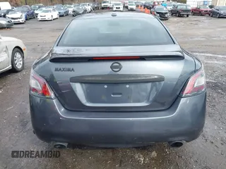2013 Nissan Maxima SV z VIN 1N4AA5AP7DC814845, wystawiony jako IAAI lot #41758456 z przebiegiem 139 556 mil mil oraz . Historia ofert i sprzedaży dostępna na DreamBid. Obrazek 16.