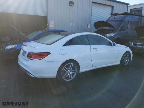 2017 Mercedes-Benz E-Class E 400 with VIN WDDKJ6HB6HF356658, listed as a Copart auction lot 40212934 with 91,899 mi miles and Salvage Title. Bid and sale history available at carsss.com. Image 3.