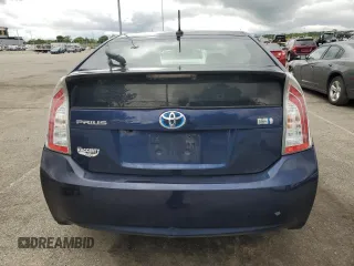 2013 Toyota Prius One z VIN JTDKN3DU6D1647995, wystawiony jako Copart lot #56371735 z przebiegiem 130 154 mil mil oraz Szkoda całkowita • Salvage title. Historia ofert i sprzedaży dostępna na DreamBid. Obrazek 6.