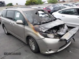 2015 Toyota Sienna XLE with VIN 5TDYK3DC5FS545345, listed as a IAAI auction lot 42280661 with Not provided miles and . Bid and sale history available at DreamBid. Image 1.