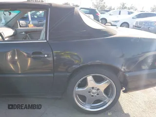 2001 Mercedes-Benz SL-Class with VIN WDBFA68F81F197287, listed as a IAAI auction lot 41442362 with 127,628 mi miles. Bid and sale history available at carsss.com. Image 6.
