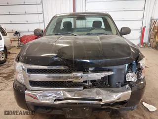 2011 Chevrolet Silverado 1500 Work Truck with VIN 1GCNKPEX7BZ400280, listed as a IAAI auction lot 41385735 with 128,218 mi miles. Bid and sale history available at carsss.com. Image 12.