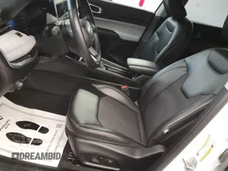 2022 Jeep Compass Latitude with VIN 3C4NJDBB1NT205930, listed as a IAAI auction lot 42801149 with 11,098 mi miles and . Bid and sale history available at DreamBid. Image 8.