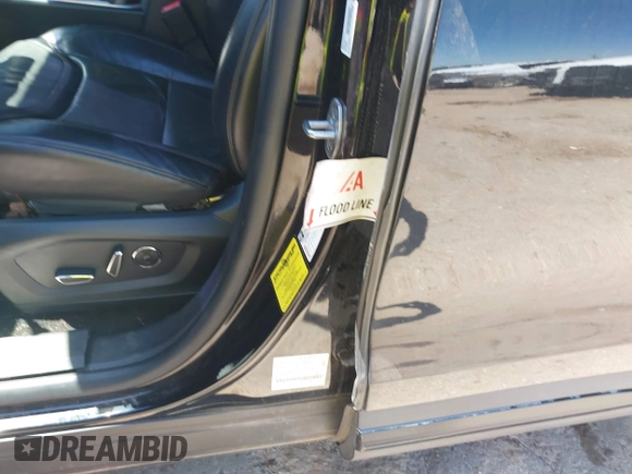 2020 Ford Explorer Platinum с VIN 1FM5K8HC3LGA27083, выставлен на аукционе IAAI как лот 42275193 с пробегом 104 403 миль миль и . История ставок и продаж доступна на DreamBid. Изображение 6.