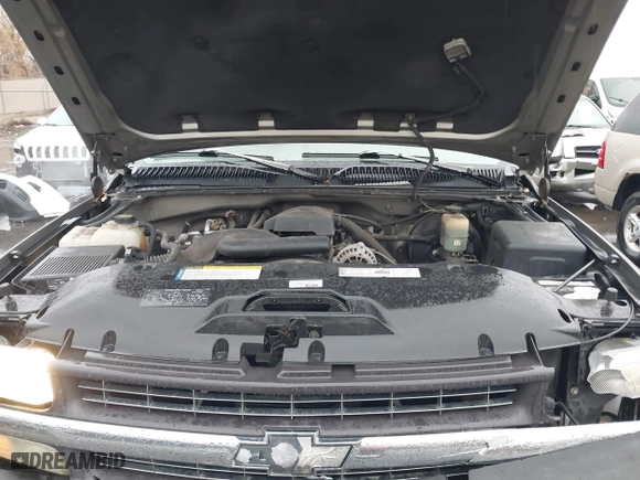 1999 Chevrolet Silverado 1500 LT with VIN 2GCEK19T1X1195916, listed as a IAAI auction lot 41740193 with 111,263 mi miles. Bid and sale history available at carsss.com. Image 10.