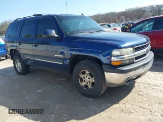 2003 Chevrolet Tahoe LS with VIN 1GNEK13T43J191701, listed as a IAAI auction lot 41763362 with 293,888 mi miles. Bid and sale history available at carsss.com. Image 1.