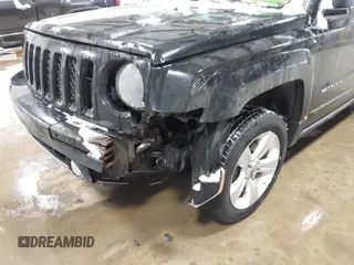 2014 Jeep Patriot Limited with VIN 1C4NJRCB8ED910340, listed as a IAAI auction lot 41396065 with 241,669 mi miles. Bid and sale history available at carsss.com. Image 6.
