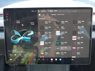 2024 Tesla Model 3 z VIN 5YJ3E1EA4RF751347, wystawiony jako IAAI lot #42185531 z przebiegiem 9328 mil mil oraz . Historia ofert i sprzedaży dostępna na DreamBid. Obrazek 17.