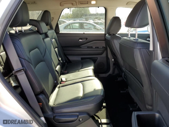 2024 Nissan Pathfinder SL with VIN 5N1DR3CA8RC228316, listed as a Copart auction lot 87428414 with 11,125 mi miles and Salvage Title. Bid and sale history available at carsss.com. Image 11.