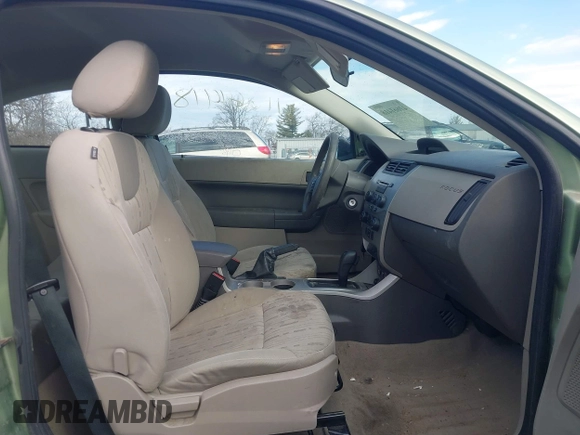 2008 Ford Focus SE with VIN 1FAHP33N08W140376, listed as a IAAI auction lot 41661418 with 174,630 mi miles. Bid and sale history available at carsss.com. Image 5.