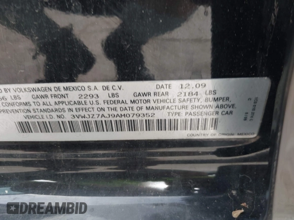 2010 Volkswagen Jetta S z VIN 3VWJZ7AJ9AM079352, wystawiony jako IAAI lot #42360317 z przebiegiem 160 813 mil mil oraz . Historia ofert i sprzedaży dostępna na DreamBid. Obrazek 9.