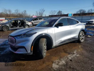 2022 Ford Mustang Mach-E Premium with VIN 3FMTK3SU1NMA15700, listed as a Copart auction lot 45140055 with 74,700 mi miles and Salvage Title. Bid and sale history available at DreamBid. Image 1.