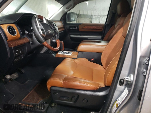 2021 Toyota Tundra Platinum z VIN 5TFAY5F17MX008071, wystawiony jako Copart lot #44320385 z przebiegiem 59 398 mil mil oraz Szkoda całkowita • Salvage title. Historia ofert i sprzedaży dostępna na DreamBid. Obrazek 7.