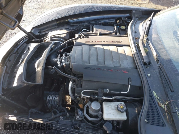 2014 Chevrolet Corvette Z51 3LT z VIN 1G1YM2D79E5121445, wystawiony jako IAAI lot #41652476 z przebiegiem 56 988 mil mil oraz . Historia ofert i sprzedaży dostępna na DreamBid. Obrazek 10.