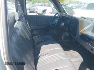 1991 Dodge Dakota S z VIN 1B7GL26XXMS302752, wystawiony jako IAAI lot #42060308 z przebiegiem 158 000 mil mil oraz . Historia ofert i sprzedaży dostępna na DreamBid. Obrazek 5.