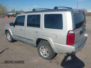 2007 Jeep Commander Sport с VIN 1J8HG48P07C671600, выставлен на аукционе IAAI как лот 42083367 с пробегом 220 113 миль миль и . История ставок и продаж доступна на DreamBid. Изображение 3.