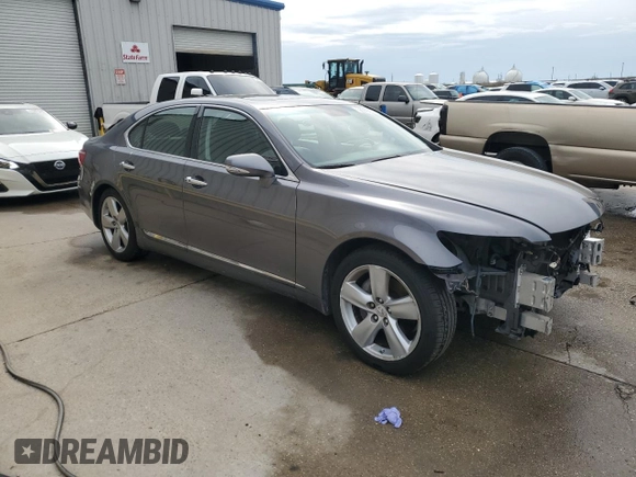 2012 Lexus LS 460 z VIN JTHBL5EF3C5108290, wystawiony jako Copart lot #55386425 z przebiegiem Nie podano mil oraz Szkody całkowita. Historia ofert i sprzedaży dostępna na DreamBid. Obrazek 4.