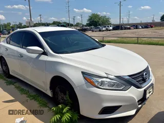2016 Nissan Altima S z VIN 1N4AL3AP5GN365091, wystawiony jako Copart lot #61479815 z przebiegiem 91 239 mil mil oraz Szkoda całkowita • Salvage title. Historia ofert i sprzedaży dostępna na DreamBid. Obrazek 1.