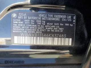 2006 BMW 3 Series 325i with VIN WBAVB13546KX37483, listed as a Copart auction lot 62717615 with 154,957 mi miles and Salvage title. Bid and sale history available at DreamBid. Image 12.