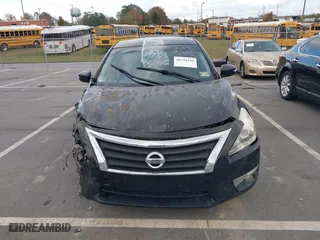 2013 Nissan Altima 3.5 SL with VIN 1N4BL3AP1DC272967, listed as a IAAI auction lot 40794180 with 110,880 mi miles. Bid and sale history available at carsss.com. Image 12.