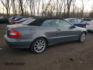 2007 Mercedes-Benz CLK 350 with VIN WDBTK56F87T086102, listed as a Copart auction lot 81297464 with 300,119 mi miles and Salvage Title. Bid and sale history available at DreamBid. Image 3.