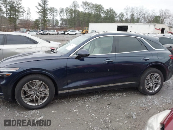 2025 Genesis GV70 2.5T with VIN 5NMMADTB5SH019701, listed as a IAAI auction lot 41728630 with 15,989 mi miles and . Bid and sale history available at DreamBid. Image 14.