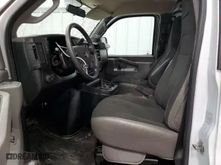 2022 GMC Savana Cargo Van with VIN 1GTW7AFP8N1272295, listed as a Copart auction lot 43643015 with 0 mi miles and Clean Title. Bid and sale history available at carsss.com. Image 7.
