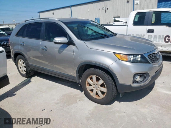 2013 Kia Sorento LX with VIN 5XYKTCA67DG345949, listed as a Copart auction lot 54069275 with 78,473 mi miles and Clean Title. Bid and sale history available at carsss.com. Image 4.