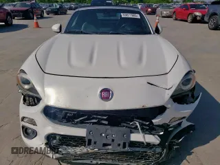 2017 FIAT 124 Spider Elaborazione Abarth z VIN JC1NFAEK0H0105912, wystawiony jako Copart lot #53077885 z przebiegiem 72 652 mil mil oraz Szkoda całkowita • Salvage title. Historia ofert i sprzedaży dostępna na DreamBid. Obrazek 5.