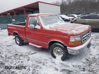 1993 Ford F-150 z VIN 1FTDF15Y2PNA23586, wystawiony jako IAAI lot #40898646 z przebiegiem Nie podano mil oraz . Historia ofert i sprzedaży dostępna na DreamBid. Obrazek 1.