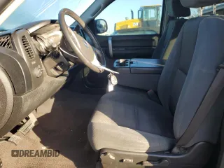 2009 GMC Sierra 1500 with VIN 3GTEC23389G192789, listed as a Copart auction lot 84912224 with 172,642 mi miles and Salvage Title. Bid and sale history available at DreamBid. Image 7.