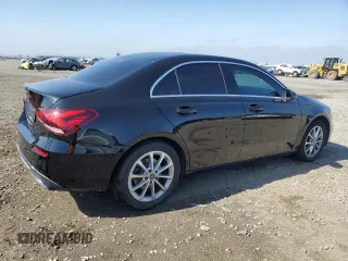 2019 Mercedes-Benz A 220 z VIN WDD3G4EB0KW025478, wystawiony jako Copart lot #55933275 z przebiegiem 51 880 mil mil oraz Szkoda całkowita • Salvage title. Historia ofert i sprzedaży dostępna na DreamBid. Obrazek 3.