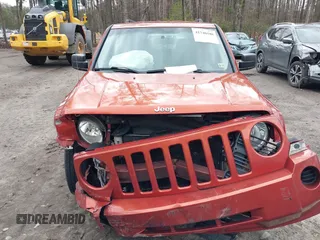 2009 Jeep Patriot Sport with VIN 1J4FT28B69D122011, listed as a IAAI auction lot 41740188 with 111,848 mi miles and . Bid and sale history available at DreamBid. Image 12.
