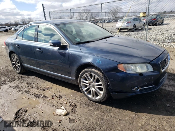 2007 Volvo S80 V8 with VIN YV1AH852X71026271, listed as a Copart auction lot 46933095 with 161,484 mi miles and Salvage Title. Bid and sale history available at carsss.com. Image 4.
