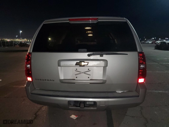 2009 Chevrolet Suburban LS with VIN 1GNFC16J99R188878, listed as a Copart auction lot 81380554 with 222,975 mi miles and Salvage Title. Bid and sale history available at carsss.com. Image 6.