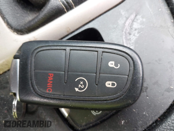 2016 Jeep Cherokee Limited с VIN 1C4PJMDB3GW270782, выставлен на аукционе IAAI как лот 42278791 с пробегом 92 339 миль миль и . История ставок и продаж доступна на DreamBid. Изображение 11.